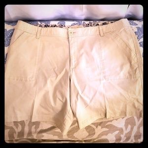 💕EDDIE BAUER CHINO SHORTS💕